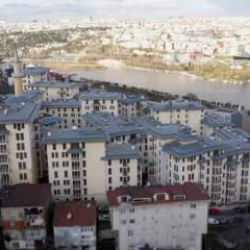 İstanbul'un 2 ilçesinde 1086 konut hak sahiplerine teslim edildi