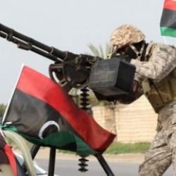 Başkent Trablus&rsquo;ta şiddetli &ccedil;atışmalar... Aileler tahliye edilmeye başlandı