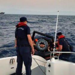 Yunanistan'ın geri ittiği 22 d&uuml;zensiz g&ouml;&ccedil;men kurtarıldı