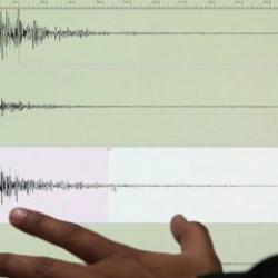 Adana'da deprem!  Bakan Koca bilan&ccedil;oyu a&ccedil;ıkladı...Yaralılar var