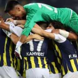 Kadıköy'de gol şöleni! Fenerbahçe gruplara göz kırptı