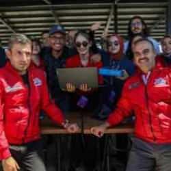 TEKNOFEST Roket Yarışması&rsquo;nda Bakan Kacır ve  Sel&ccedil;uk Bayraktar&rsquo;dan gen&ccedil;lere tam destek! 