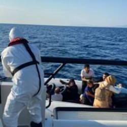 Yunan'ın T&uuml;rk kara sularına geri ittiği 19 d&uuml;zensiz g&ouml;&ccedil;men kurtarıldı