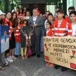 Başkan Beyazg&uuml;l'den gen&ccedil;lere Halfeti gezisi s&uuml;rprizi