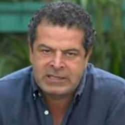 C&uuml;neyt &Ouml;zdemir: İmamoğlu&rsquo;nu &ouml;verken baş tacı, Erdoğan'ı &ouml;verken yalaka oluyorsun