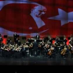Cumhuriyet'in 100'üncü yılı TUGFO konseri ile kutlandı