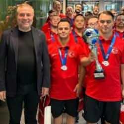 Özel Futsal Milli Takımı'nın "Başkan Erdoğan" hayali