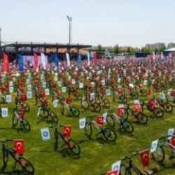 Şahinbey Belediyesi'nden 104 bin &ouml;ğrenciye bisiklet