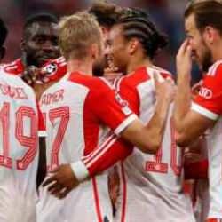 7 gollü çılgın düello! Bayern Münih - Manchester United maçı nefesleri kesti