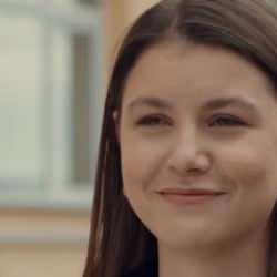 G&ouml;n&uuml;l Dağı Selma &Ouml;ğretmen 'Melis Sevin&ccedil;' kimdir? Ka&ccedil; yaşında? Oynadığı diziler ve biyografisi