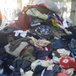 Belediye başkan adayının evinden 15 kamyon &ccedil;&ouml;p &ccedil;ıktı