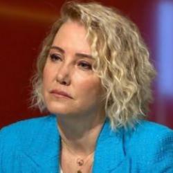 Berna La&ccedil;in&rsquo;den yeni skandal: Din dersini hedef aldığı paylaşımına tepki yağdı