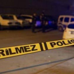 Beylikd&uuml;z&uuml;'nde silahlı saldırıda 1 kişi &ouml;ld&uuml;, 3 kişi yaralandı