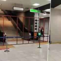 İstanbullu bunu da gördü: İBB tamir edemediği yürüyen merdiveni komple kapattı