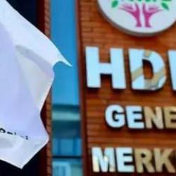 HDP milletvekili adayı havalimanında g&ouml;zaltına alındı!