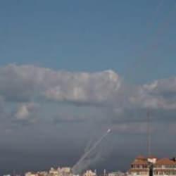 Aksa Tufanı'nda büyük şok! Gazze'den İsrail'e roket yağdı...