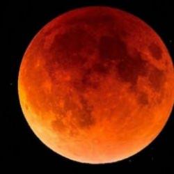 Bilim insanları Ay'ın i&ccedil;erisinin nasıl olduğunu a&ccedil;ıkladı