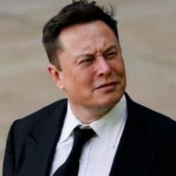 Elon Musk'a 'davalara katılmadığı' için dava açıldı!