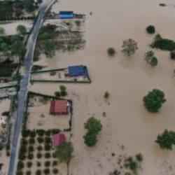 Şile'de dere taştı, bir mahalle sular altında kaldı!