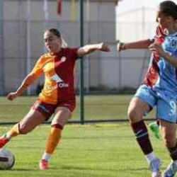 Galatasaray dev maçta Trabzonspor'u yendi