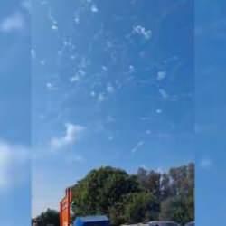 Hamas'ın roket salvoları sonrası Aşkelon'da gökyüzü...