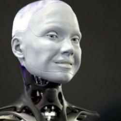 Yalan mı söylüyor? İnsansı robot, en üzücü gününü anlattı!