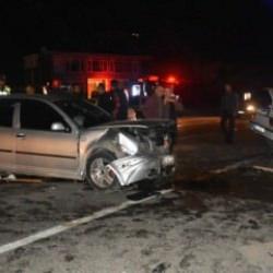 Ordu'da feci kaza! İki otomobil kafa kafaya &ccedil;arpıştı: 6 yaralı