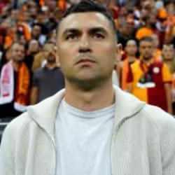 Burak Yılmaz derbiye 5 değişiklikle çıktı