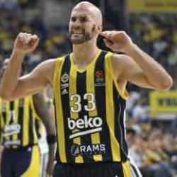 Fenerbahçe EuroLeague'de rahat kazandı