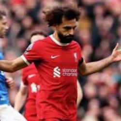 Liverpool, derbide Salah'ın golleriyle kazandı
