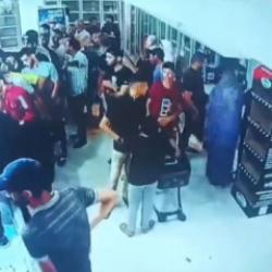 Bunun adı savaş değil soykırım! İsrail markette alışveriş yapan Filistinlileri bombaladı