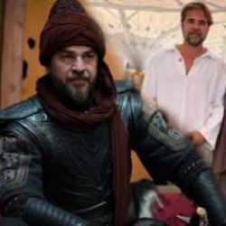 Engin Altan ilk kez böyle görüntülendi! Eşinin tesettürlü hali gündem oldu...