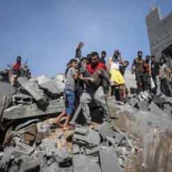 The Times'tan BBC &ccedil;alışanlarının iş yerlerinde ağladığı iddiası