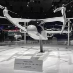 Yeni nesil araçlar, uçan otomobiller ve robotlar görücüye çıktı