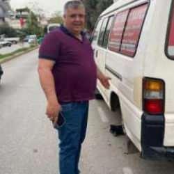 Ara&ccedil;ların lastiklerine dadanan şahıs mahalleliyi canından bezdirdi