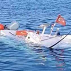 Bandırma'da lodos; 3 tekne battı