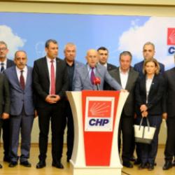 Koltuğu bırakmak istemeyen Kılıçdaroğlu'ndan delege oyunu! 55 dedikleri imza 32 çıktı