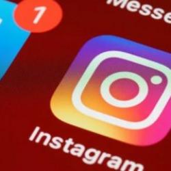 Meta'dan reklamsız Facebook ve Instagram!