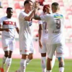 Sivasspor kupada 4 golle turladı