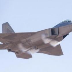 Doğu Akdeniz'de d&uuml;şen ABD u&ccedil;ağında 5 asker &ouml;ld&uuml;