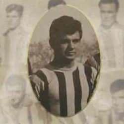 Eski milli futbolcu Akgün Kaçmaz hayatını kaybetti