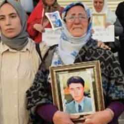 HDP &ouml;n&uuml;ndeki evlat n&ouml;betinde aile sayısı 369 oldu