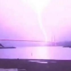 Yavuz Sultan Selim K&ouml;pr&uuml;s&uuml;'ne yıldırım d&uuml;şt&uuml;! iddiaları yalanlandı