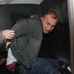 Y&uuml;zme antren&ouml;r&uuml;n&uuml; &ouml;ld&uuml;rd&uuml;, duruşmada ailesine başsağlığı diledi