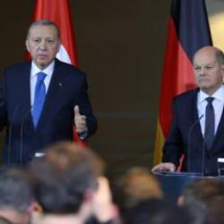 Başkan Erdoğan'dan Almanya'da Eurofighter savaş uçağı resti