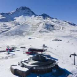 Erciyes Kayak Merkezi yeni sezon için gün sayıyor