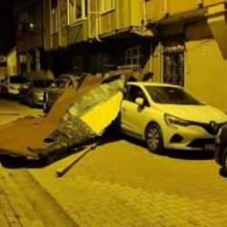 İstanbul'da fırtına ve sağanak etkili oluyor