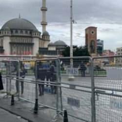 Taksim Meydanı kapatıldı