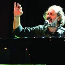 YouTube'dan sansür! Ünlü sanatçı Yücel Arzen'in klibi 3 dakikada kaldırıldı! Sert tepki