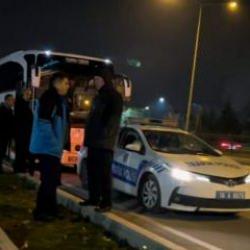 Anıtkabir yolcusu tur otob&uuml;s&uuml; &ccedil;alıntı &ccedil;ıktı!